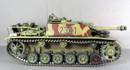 6454   Д.   Немецкое самоходное орудие STUH 42 AUSF.G с циммеритом.