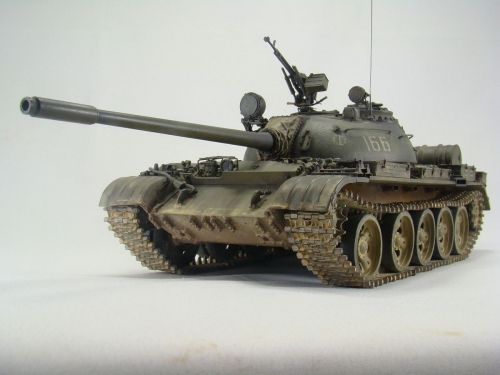 6540    I.    Советский танк - T-55
