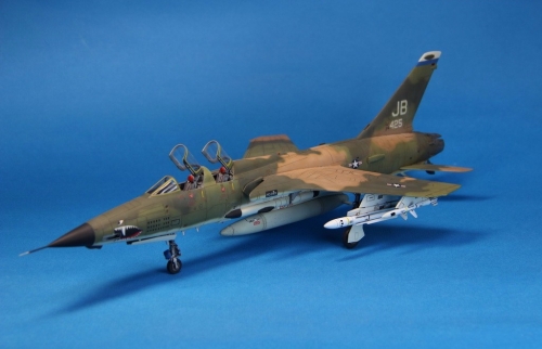 02202  Тр.  Американский истребитель-бомбардировщик  F-105G Thunderchief