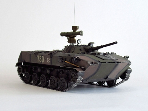 223     С.    Советская БМД-1П.