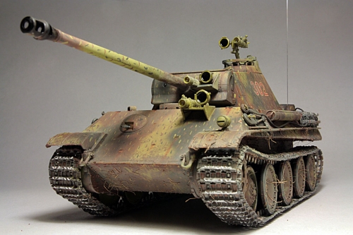 9045    Д.    Немецкий танк «Пантера» с приборами ночного видения Pz.Kpfw. V Panther Ausf. G «Night Fighting Panther».