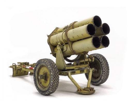 L3503     G.   Немецкая реактивная система залпового огня (РСЗО) 210 мм Nb.W. 42.