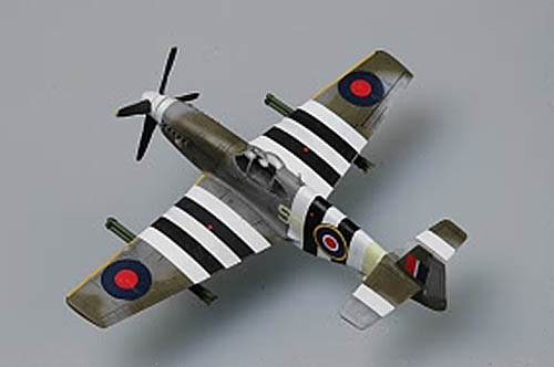 80243   HB.  Американский самолет P-51C 
