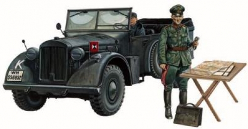 6215    I.   Немецкий легковой автомобиль KFZ.15 ХОРЬХ и 2 фигуры.