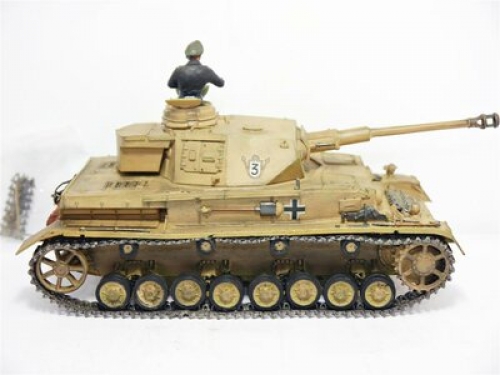6217    I.    Немецкий средний танк Pz. Kpfw. IV Ausf. F1/F2.
