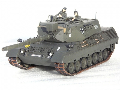 224    I.     Немецкий танк "ЛЕОПАРД" 1A4.