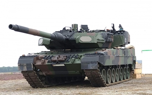 35А058     АН.    Немецкий основной боевой танк "Леопард-2 А 8".
