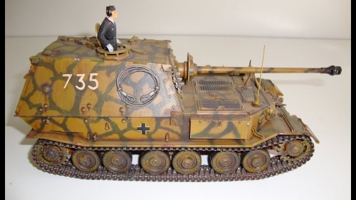211   I.   Немецкий истребитель танков Sd. Kfz. 184  "Элефант" и 3 фигуры