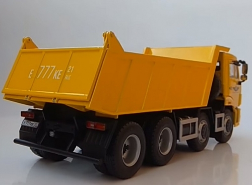 1311     AV.     Российский автомобиль КАМАЗ-6540 8x4 самосвал