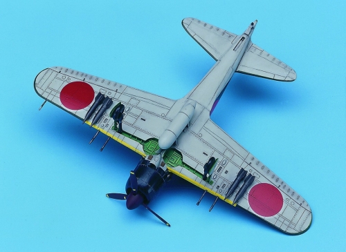 12493    Ак.   Японский самолет  A6M5c Zero Fighter type 52c