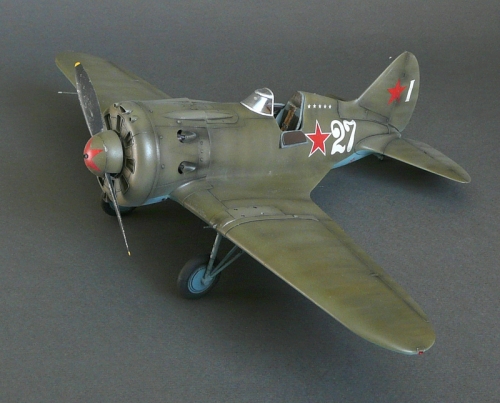 32001   IC.   Советский истребитель  И-16 тип 24 времен II MB