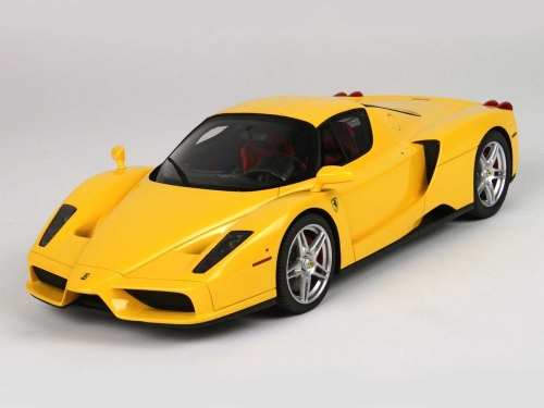 23209  Т.  Итальянский спортивный автомобиль  ENZO FERRARI Giallo Modena  PREMIUM MODEL