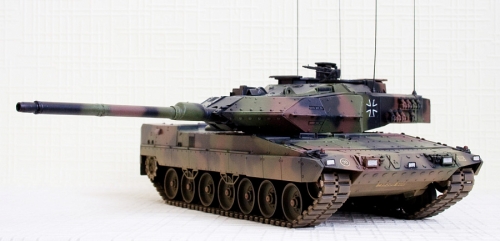 82403    HB     Немецкий танк Leopard 2A6 EX.