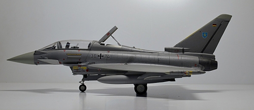 04317   Re.   Немецкий истребитель Eurofighter Typhoon