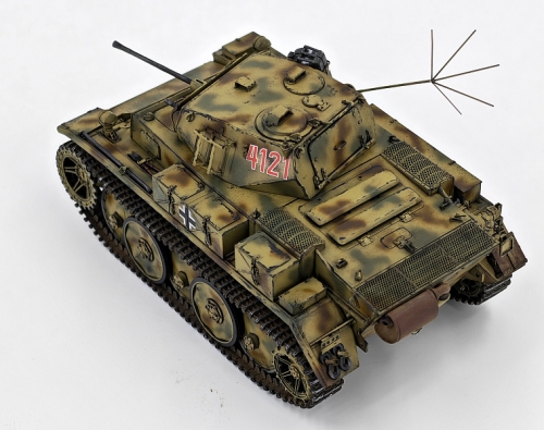 35001     AS.   Немецкий разведывательный танк PZ.KPFW.II AUSF.L."LUCHS" (РЫСЬ).