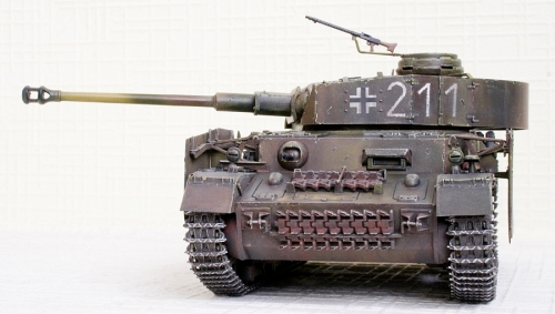 3564      З.      Немецкий средний танк Т-IV(H).