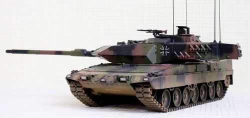82403    HB     Немецкий танк Leopard 2A6 EX.
