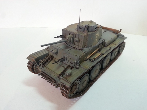 35020    Ts.    Немецкий легкий танк  Pz. Kpfw. 38(t) Ausf. E/F (трофейный) с внутренним интерьером.
