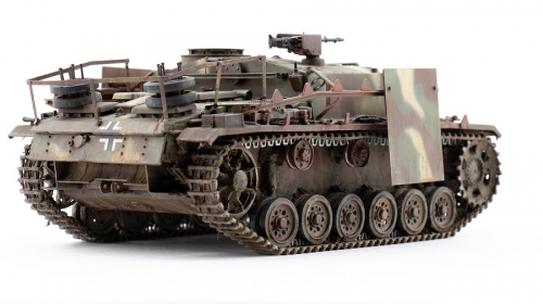 8006     ТА.     Немецкая самоходная артиллерийская установка StuH 42.