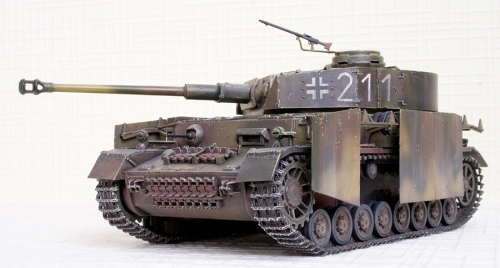 3564      З.      Немецкий средний танк Т-IV(H).