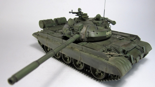 222    С.    Советский средний танк T-55AM.