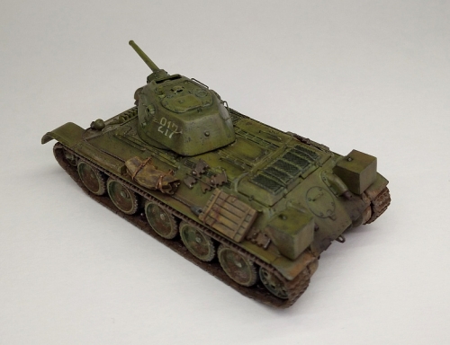 307201     М.      Советский танк "Т-34/76" и 2 фигуры