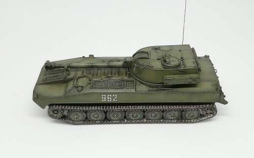 7421  З.   Советская 122-мм самоходная гаубица "Гвоздика"