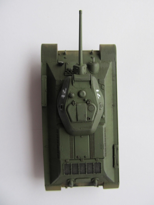 307224      М.     Советский танк Т-34/76.