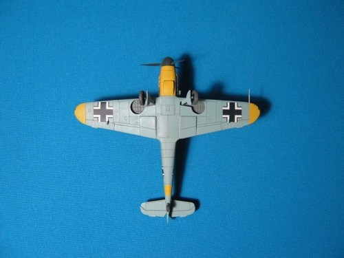 7236     З.     Немецкий истребитель "Мессершмитт"   Bf 109 F2/F4.