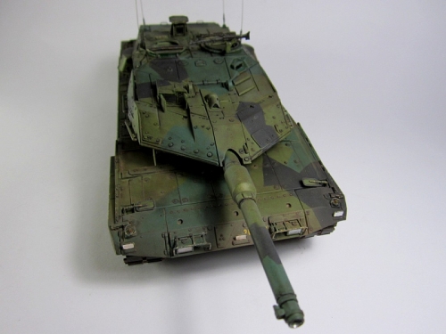 82404     HB.    Танк STRV.122 (Шведская армия).