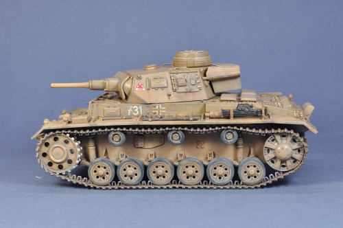 9032     Д.     Немецкий танк PzKpfw. III  Ausf. G. Африканский корпус.