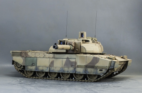 35279      Т.      Французский основной боевой танк "ЛЕКЛЕРК Т6 "и одна фигура.