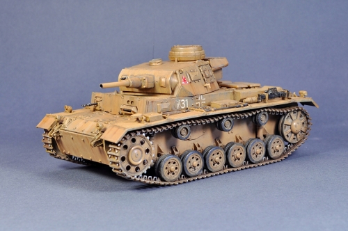 9032     Д.     Немецкий танк PzKpfw. III  Ausf. G. Африканский корпус.