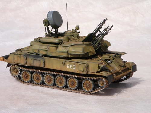 3521    Д.    Советская зенитная установка ЗСУ-23-4В1 (ШИЛКА).