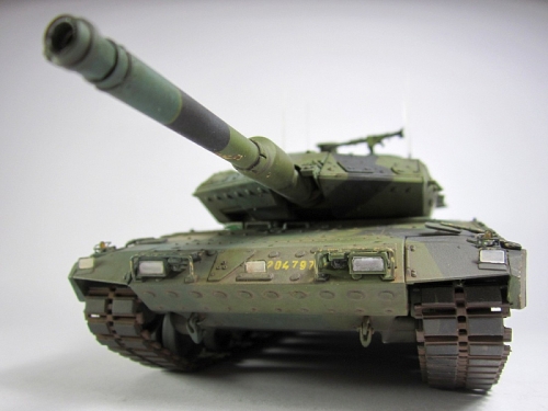 82404     HB.    Танк STRV.122 (Шведская армия).