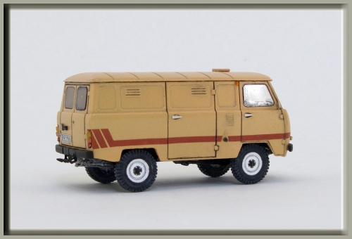 BM7206     ВМ.    Советский микроавтобус UAZ-3741.