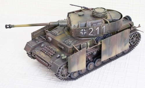 3564      З.      Немецкий средний танк Т-IV(H).