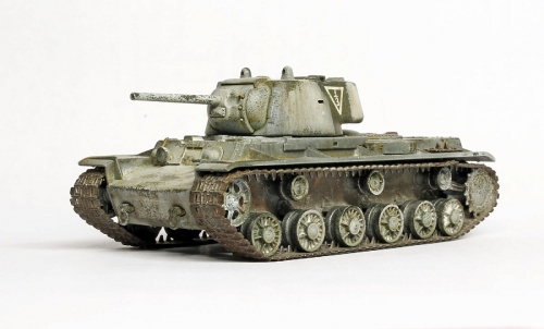 307240      М.      Советский танк 