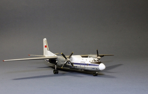 14468  В.   Советский транспортный самолет Ан-24Т/РТ