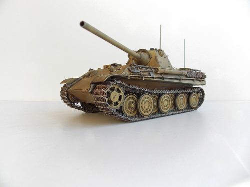 6403    Д.   Немецкий средний танк SD.KFZ. 171 ПАНТЕРА F.