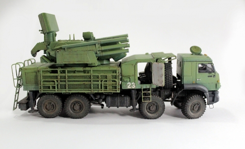 72401     AR.    Российский зенитный ракетно-пушечный комплекс 
