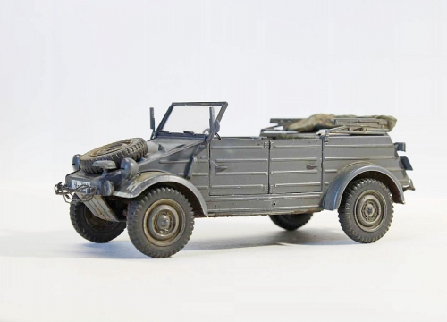 35213    Т.    Немецкий военный автомобиль "Кюбельваген" с фигурой водителя, 1938г.