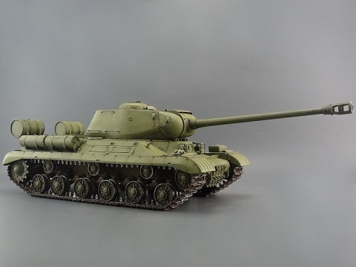 05589      Tр.    Советский танк ИС-2 М.