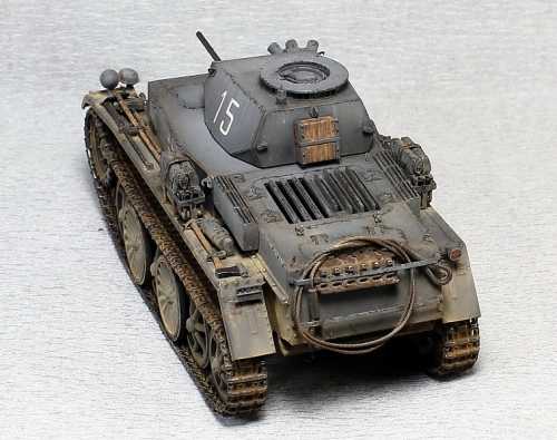 82431    HB.    Немецкий разведывательный танк PZKPFW I AUSF C (VK 601).