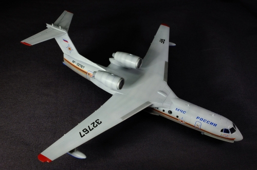 14471   В.   Российский самолет-амфибия Бе-200 МЧС