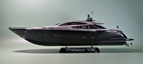 05145     Re.    Английская спортивная моторная яхта "Sunseeker Predator" 108.