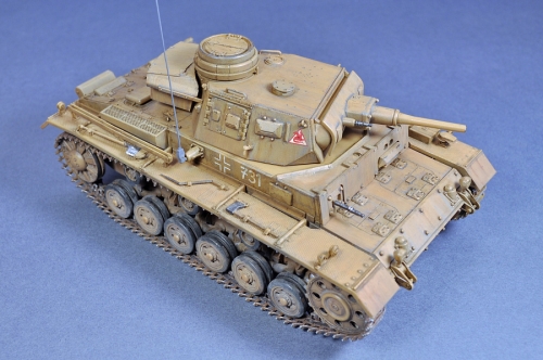 9032     Д.     Немецкий танк PzKpfw. III  Ausf. G. Африканский корпус.