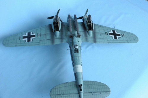 48262     IC.     Немецкий  бомбардировщик  "He 111H-6" времен ІІ МВ.