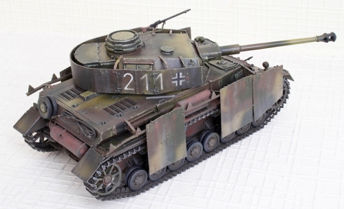 3564      З.      Немецкий средний танк Т-IV(H).