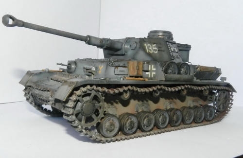 217    I.    Немецкий средний танк Panzer IV Ausf. F1/G.